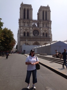 Mum outside Notre Dame
